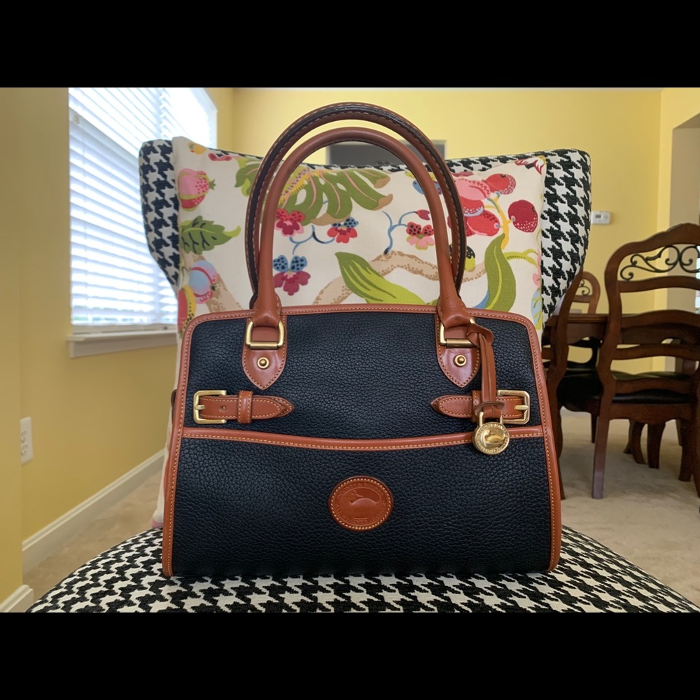Vintage Dooney & Bourke Buckle Satchel R212